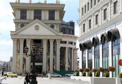 МНР: 400 македонски граѓани побарале информации за евакуација, 30 подготвени да се евакуираат во првата можна прилика