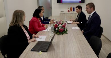 Мицкоски: Се воведува системот за е-фактура – крај за фантом фирмите и лица кои испумпувале стотици милиони евра народни пари од Буџетот 