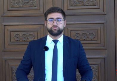 Манасиевски: Скандали и афери не престануваат да го следат СДС, Рашковски фатен со 20 илјади евра на граница за коинемал покритие 