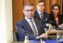 Владата со детали за здравствената состојба на Мицкоски, откако не се појави на настан објави