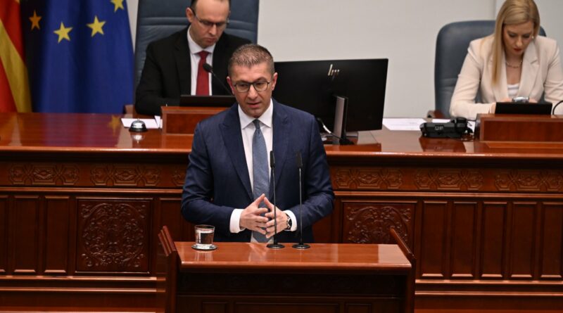 Мицкоски до Филипче: Сто пати ви кажав, за ЕУ нема да водиме мекотелна политика