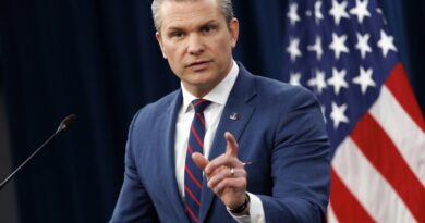 Американскиот министер за одбрана: Трамп ќе одлучи дали САД ќе ги бранат сојузниците