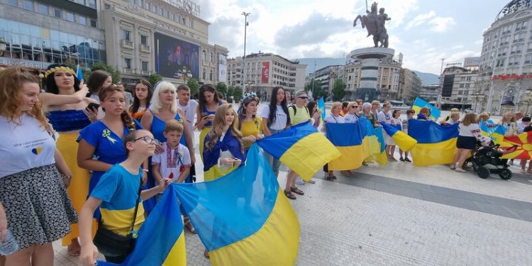 Украинските бегалци во Македонија можат да аплицираат за азил￼