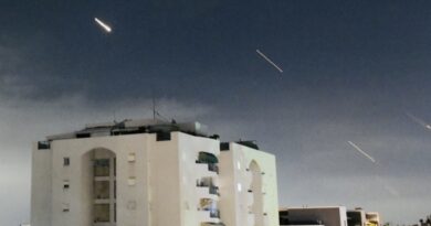Иран го нападна Израел со 300 дронови и ракети 