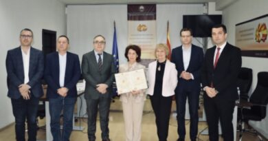 Гордана Сиљановска Давкова го доби Уверението од ДИК за претседател на државата 