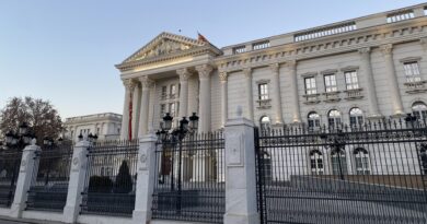Влада: Историски најдобар оперативен план – Практикантство за 1.352 млади лица до 29 години и младински додаток од 3.000 денари месечно за лица до 23 години 