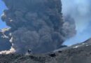 Еруптираше Етна, облак од пепел достигна висина од 6.400 метри (ВИДЕО) 