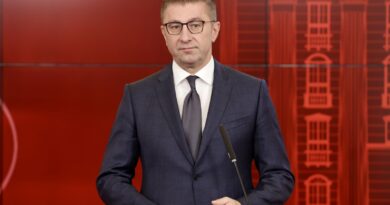 Мицкоски: Се усвои Предлог-законот за соодветна и правична застапеност – закон со кој се отвора ново поглавје на професионализам во јавниот сектор