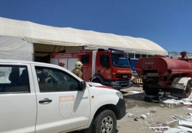 Пожар во фабрика за стиропор во Кочани: Со четири возила и 12 пожарникари се гаснел лесно запалив материјал 