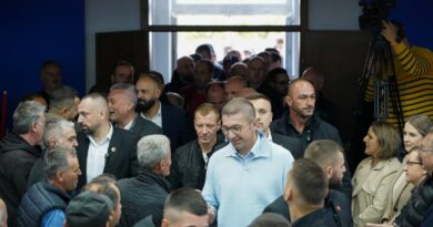  Мицкоски: СДСМ имаат слоган со кој велат се бориме за домот, на кој дом мислат на Халкидики или во Дубаи