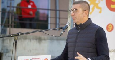 Мицкоски: Кампањата речиси завршува, а Венко не сопре со црна кампања, свесен е дека тоне