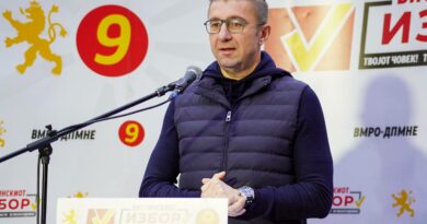  Мицкоски: Неформалната коалиција на Венко, Али и Димче има само една цел, да дојде на власт по било која цена, без вредности и било какви заеднички идеи 