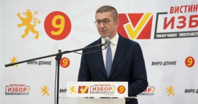 Мицкоски: Неформалната коалиција СДСМ-ДУИ излегува со лаги и манипулации небаре граѓаните имаат кратко памтење, па заборавија дека тие беа власт пред година и пол