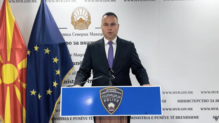 МВР: Регистрирани се 10 пријави за нарушување на изборниот молк, едно лице приведено во Шуто Оризари