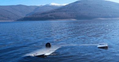 ДЕТАЛИ ЗА ПАДНАТИОТ АВИОН ВО МАВРОВСКО ЕЗЕРО: Техничките податоци откриваат дека станува збор за вистински авијациски „олдтајмер“