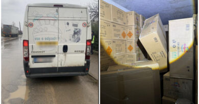 РЕКОРДНА ЗАПЛЕНА НА МВР: Уапсен полицаец, пронајдени 25 тони пиротехнички средства