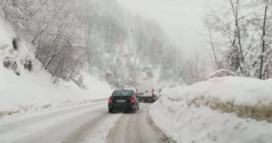 ЦУК: Сообраќајки, замрзнати улици, активиран Кризен штаб по падот на температурите