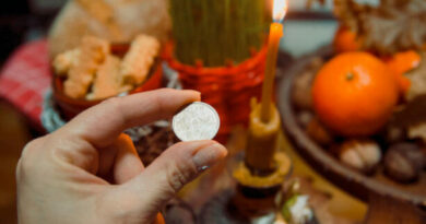 Православните христијани денеска го слават Бадник, ден пред Христовото раѓање