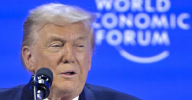 Трамп со јасна порака во Давос: САД нема да употребат сила за да го преземат Гренланд