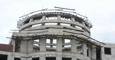 По повеќе од една деценија застој, ќе се доградуваат недовршените згради кај Ректоратот на УКИМ