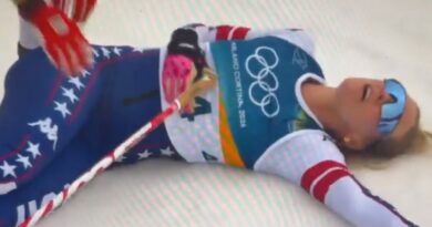 Драма на Олимписките игри: Освои бронза, па падна на снегот и се бореше да дојде до возудх