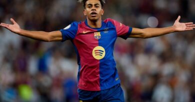 Јамал стигна до 50 гола многу побрзо од Меси и Роналдо