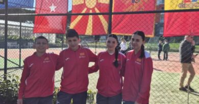 Наши млади тенисери се враќаат од Анталија – турнирот е прекинат, не било безбедно