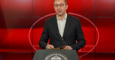 Мицкоски: Владата донесе одлука, се намалува данокот на ДДВ на бензините и нафтата од 18 на 10%,за да се спречи енормен скок