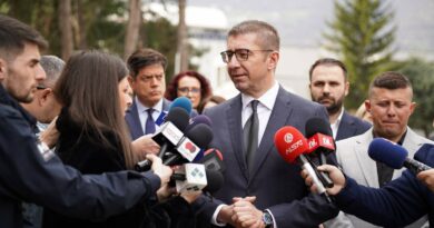 Мицкоски: Имаме стабилни резерви, дополнително го намаливме ДДВ за горивата од 18 на 10%