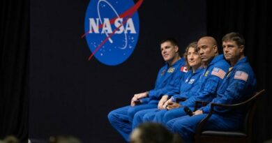 Астронаутите на НАСА во завршни подготовки за лет околу Месечината