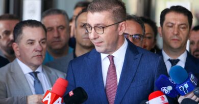 Мицкоски: Со вчерашната одлука на Влада, Регулаторната комисија ќе ги намали акцизите за дизелот од 4 денари по литар, а за бензините 2 денари по литар