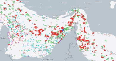 Конвој танкери е забележан како го напушта Персискиот Залив и минува низ Ормуската Теснина