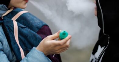 На сите Британци родени по 2008 година доживотно ќе им биде забрането да купуваат цигари