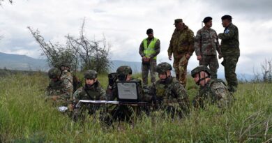 Oценувачки тим и НАТО-монитори на армиската вежба „Блесок 26“ на Криволак