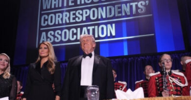 Кој е човекот што пукаше на гала вечерата на Трамп со дописниците од Белата куќа