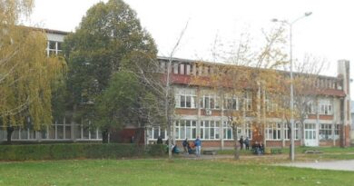 „Наставници ќе дежураат за време на одморите“ – нови мерки за безбедност во училиштата