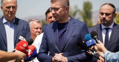 Мицкоски: Владата продолжува со силна поддршка за развој на Скопје, следува набавка на нова комунална опрема и електрични автобуси