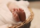 Историски случај во Македонија: Жена на 61 година го роди своето прво дете