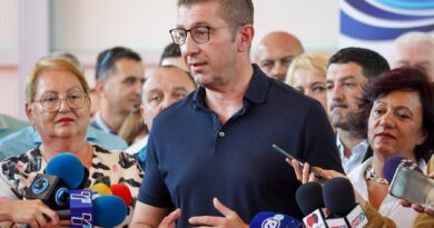 Мицкоски: Повеќе од 1.200 проекти во моментов се реализираат низ целата држава – ќе продолжиме да инвестираме во проекти од областа на образованието