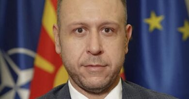 Јанушев: Крајно е несериозно тоа што СДС пак се обидува да произведе политички конструкции, само со неселективна одговорност можеме да изградиме општество во кое корупцијата не се премолчува и толерира