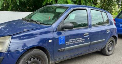 Инспекторка од АХВ падна вo рацете на полицијата – ја фатија со мито